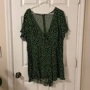 2XL green and white polka romper